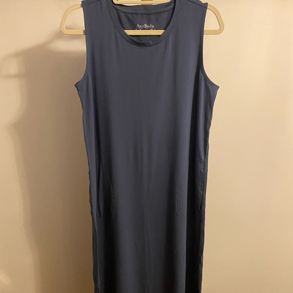 Anybody Sleeveless Indigo Midi with Pockets, Size Medium